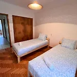 Lourença - 2 Apartamento *